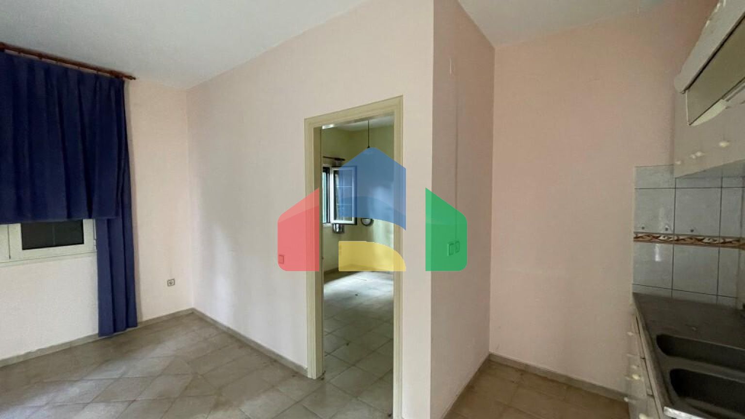 Продаж - Котедж 268 m² на о. Корфу