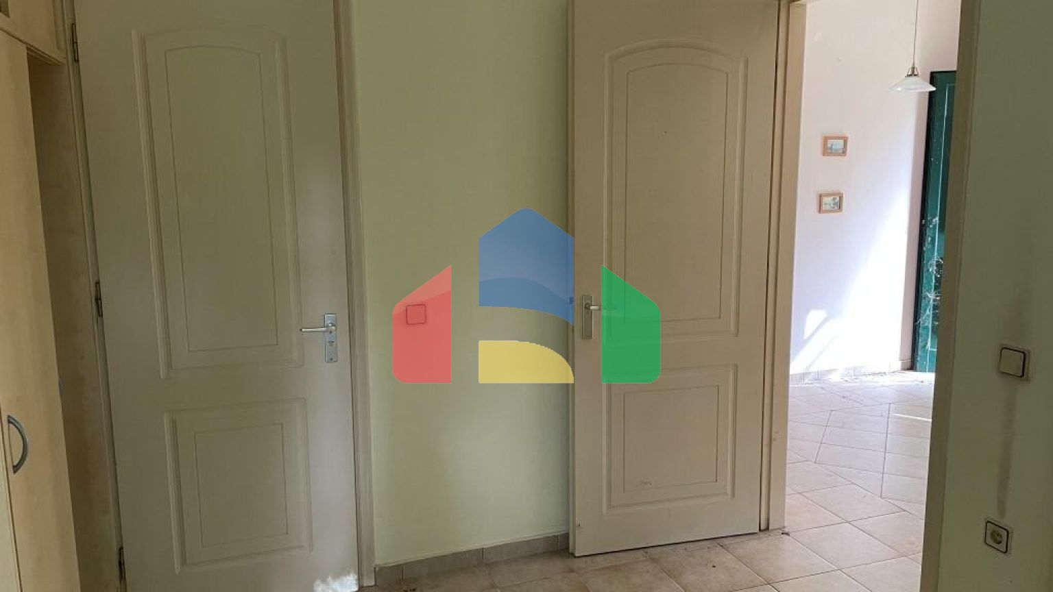 Продаж - Котедж 268 m² на о. Корфу