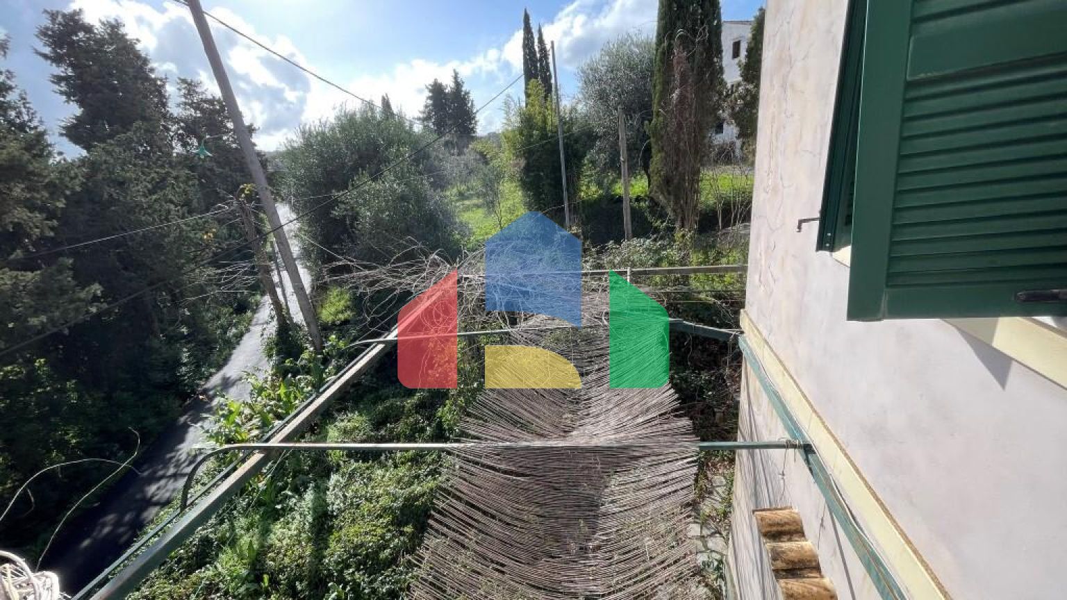 Продаж - Котедж 268 m² на о. Корфу