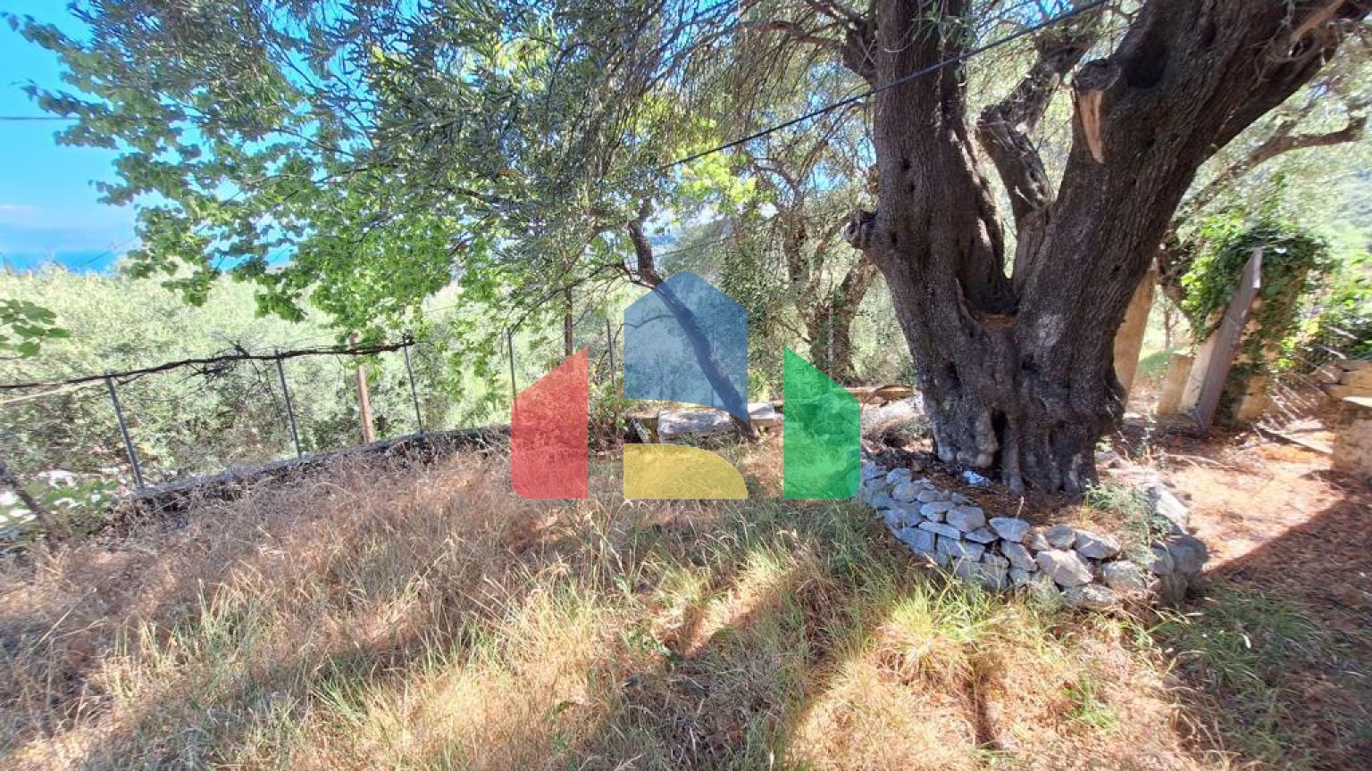 Продажа - Коттедж 87 m² на о. Корфу