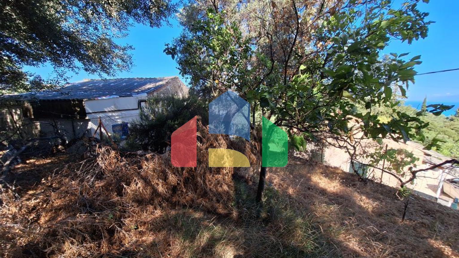 Продажа - Коттедж 87 m² на о. Корфу