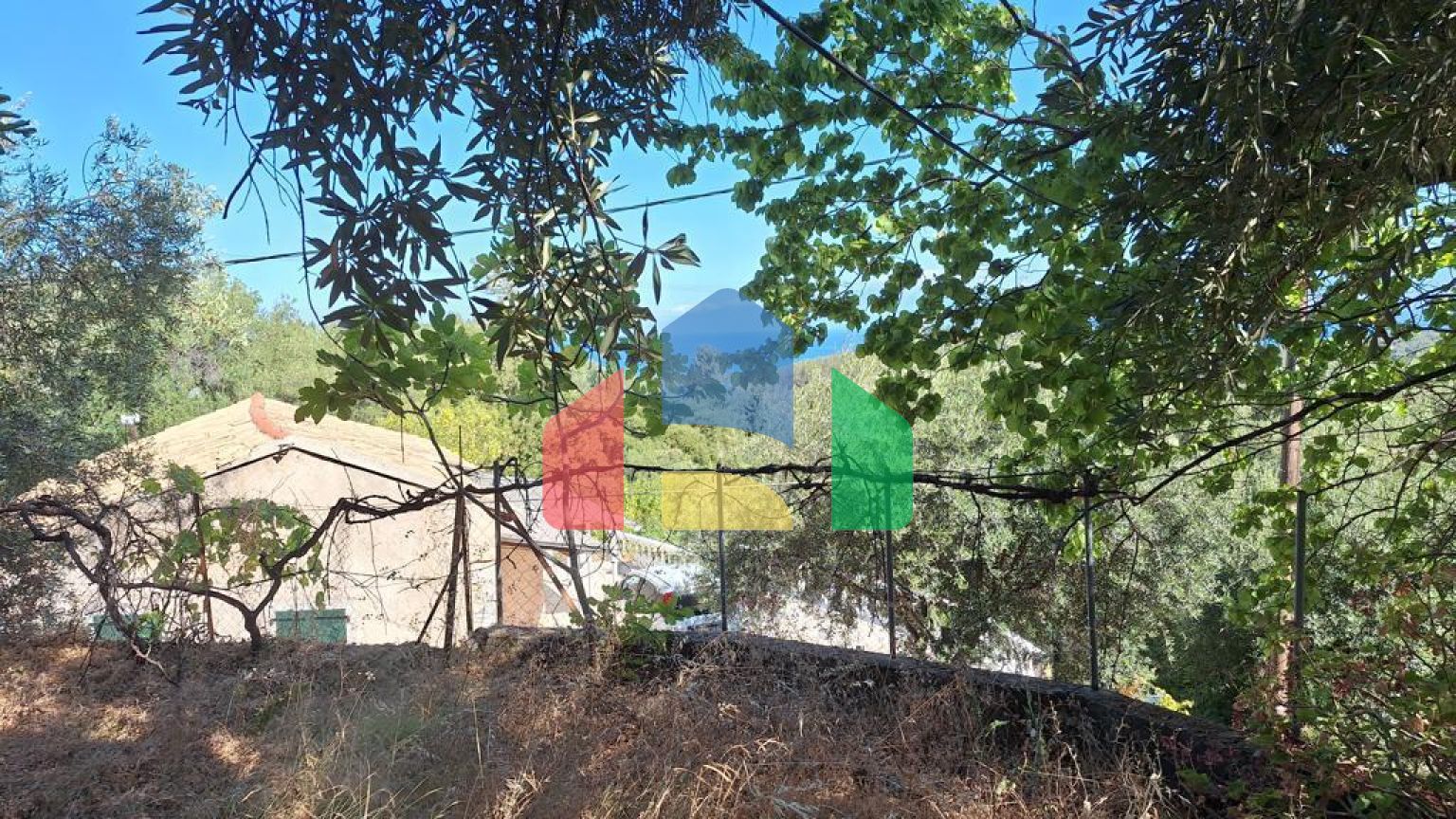 Продажа - Коттедж 87 m² на о. Корфу