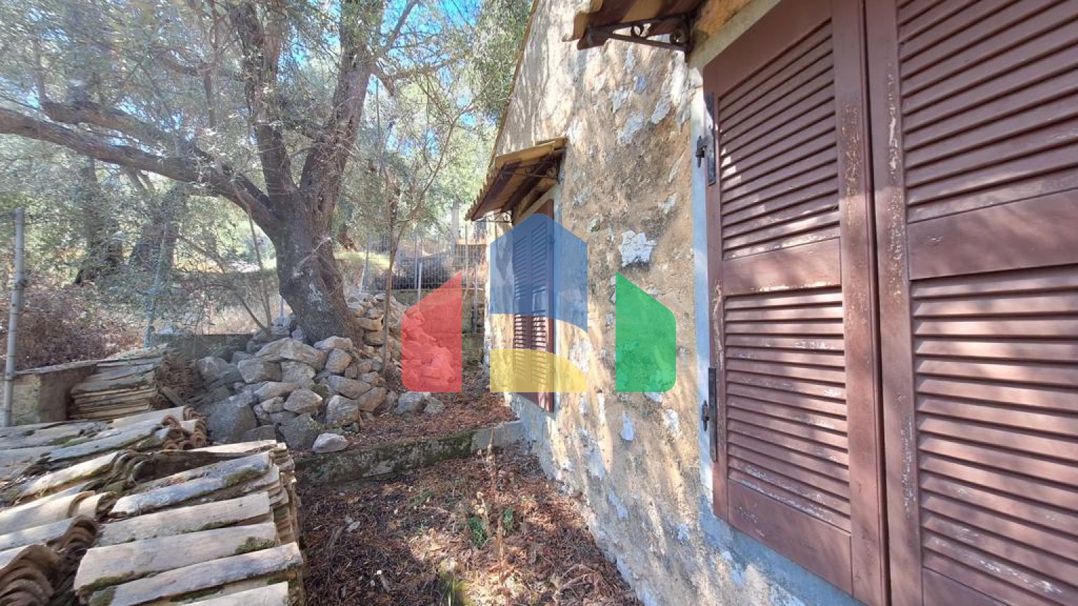 Продажа - Коттедж 87 m² на о. Корфу