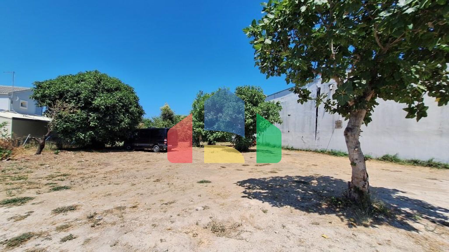 Продажа - Земельный участок 4600 m² на о. Корфу