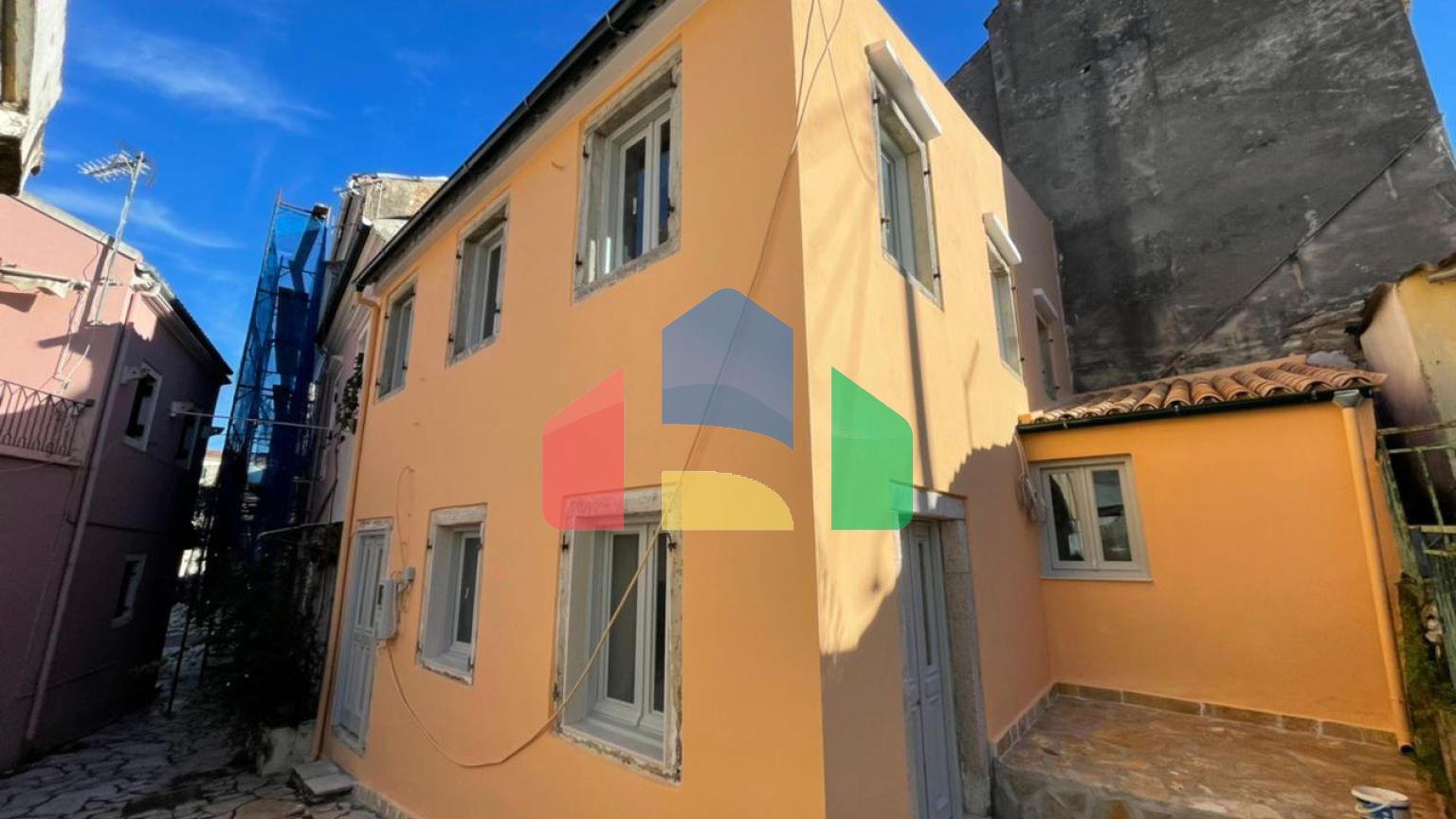 Продажа - Коттедж 119 m² на о. Корфу