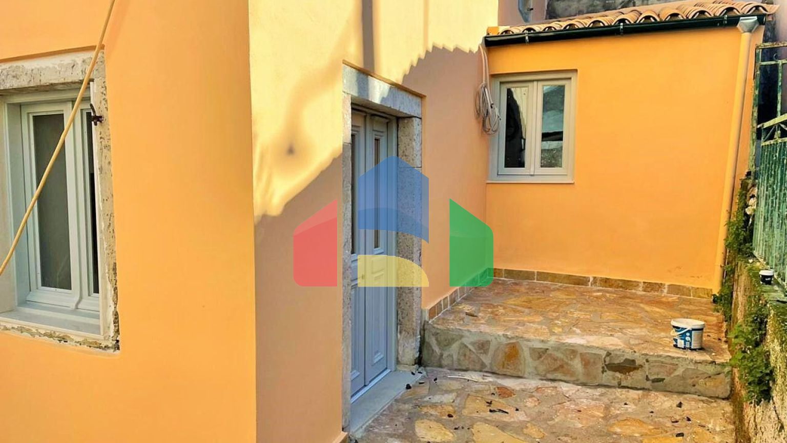 Продажа - Коттедж 119 m² на о. Корфу