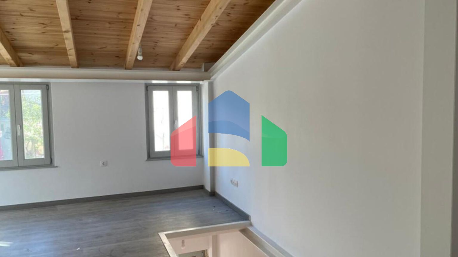 Продажа - Коттедж 119 m² на о. Корфу