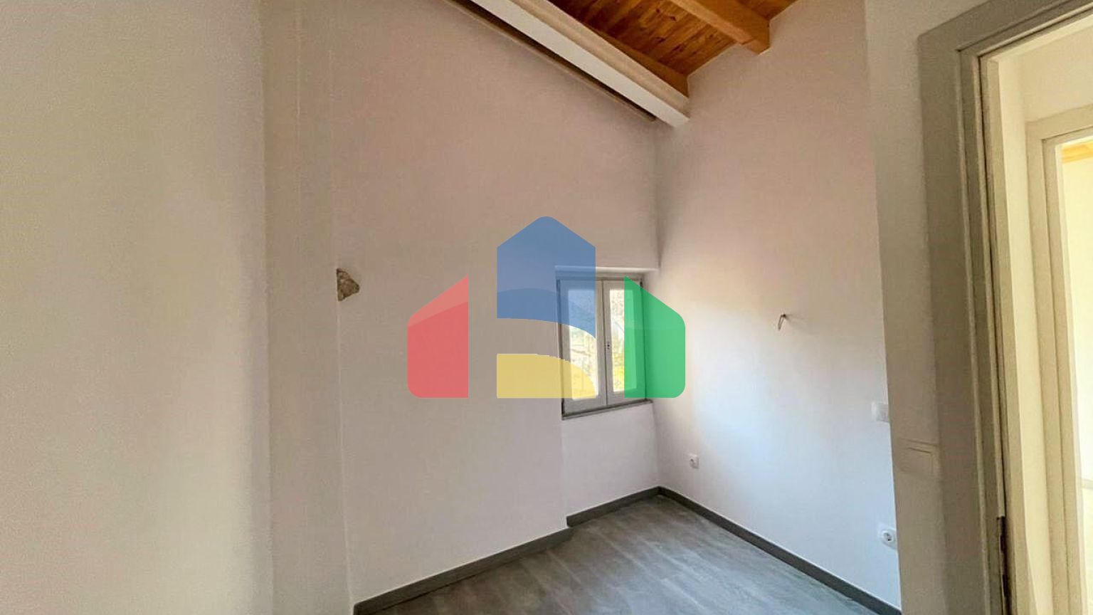 Продажа - Коттедж 119 m² на о. Корфу