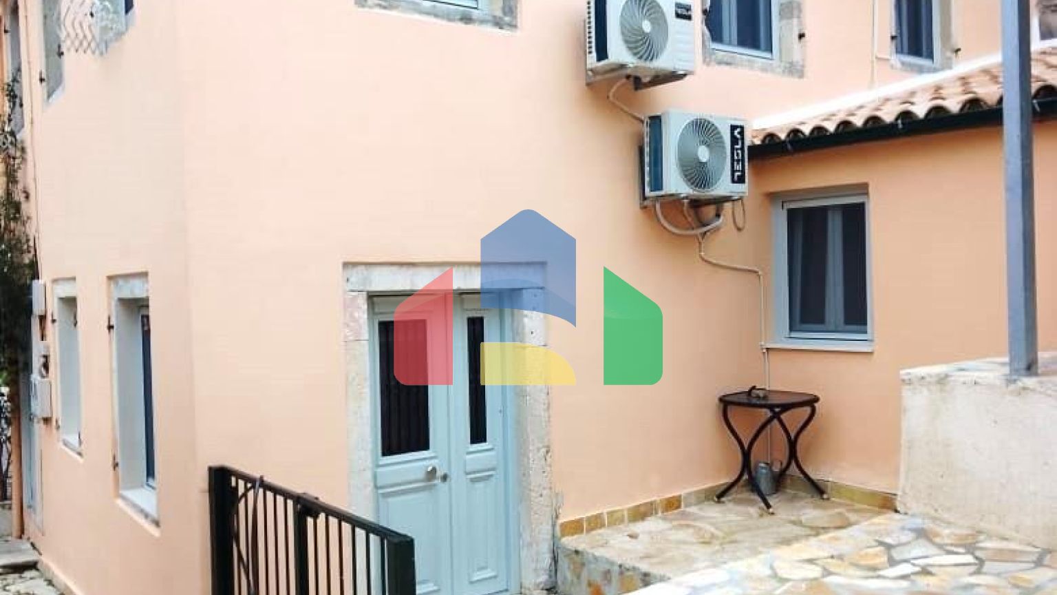 Продажа - Коттедж 119 m² на о. Корфу