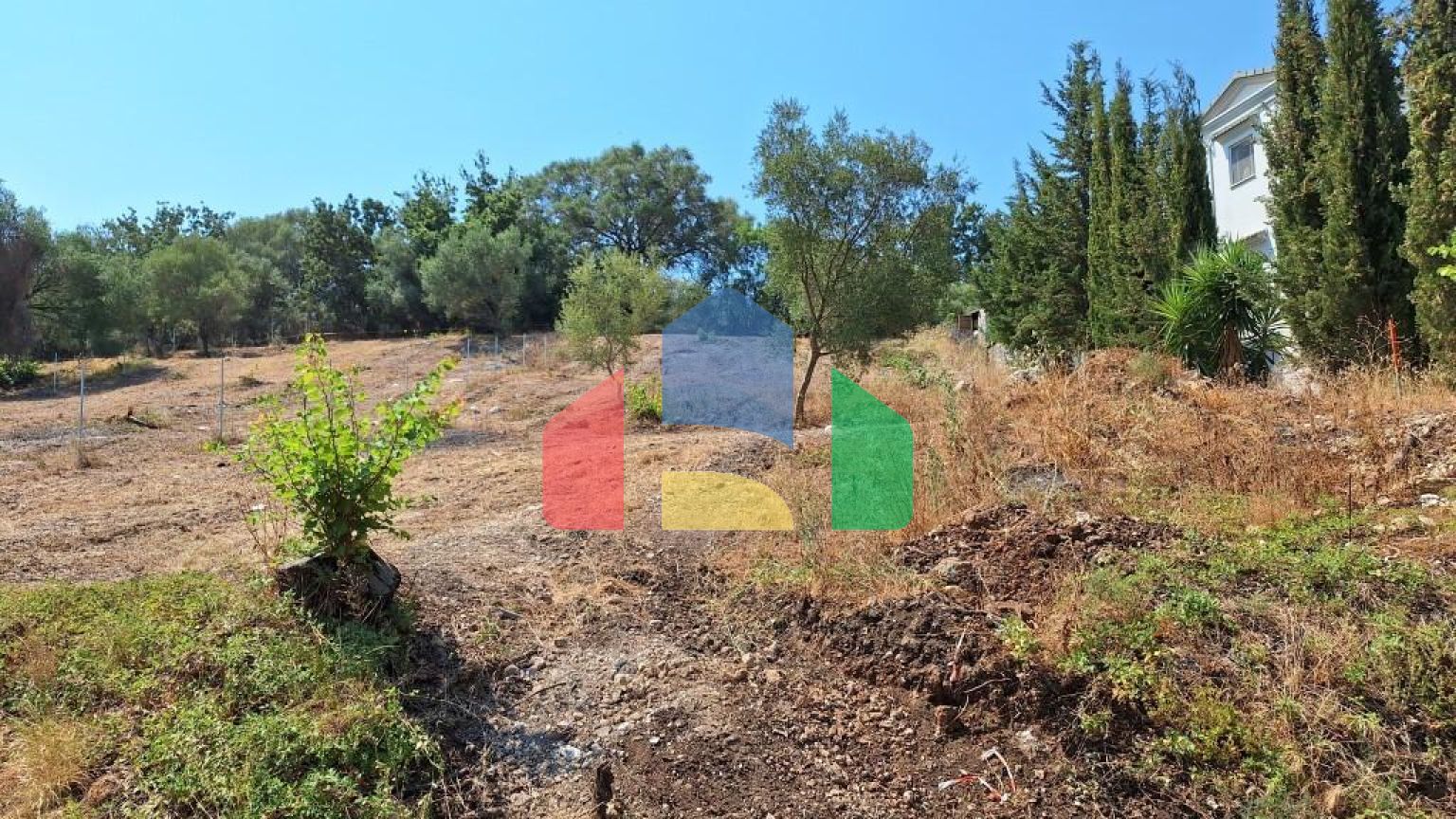 Продажа - Земельный участок 930 m² на о. Корфу