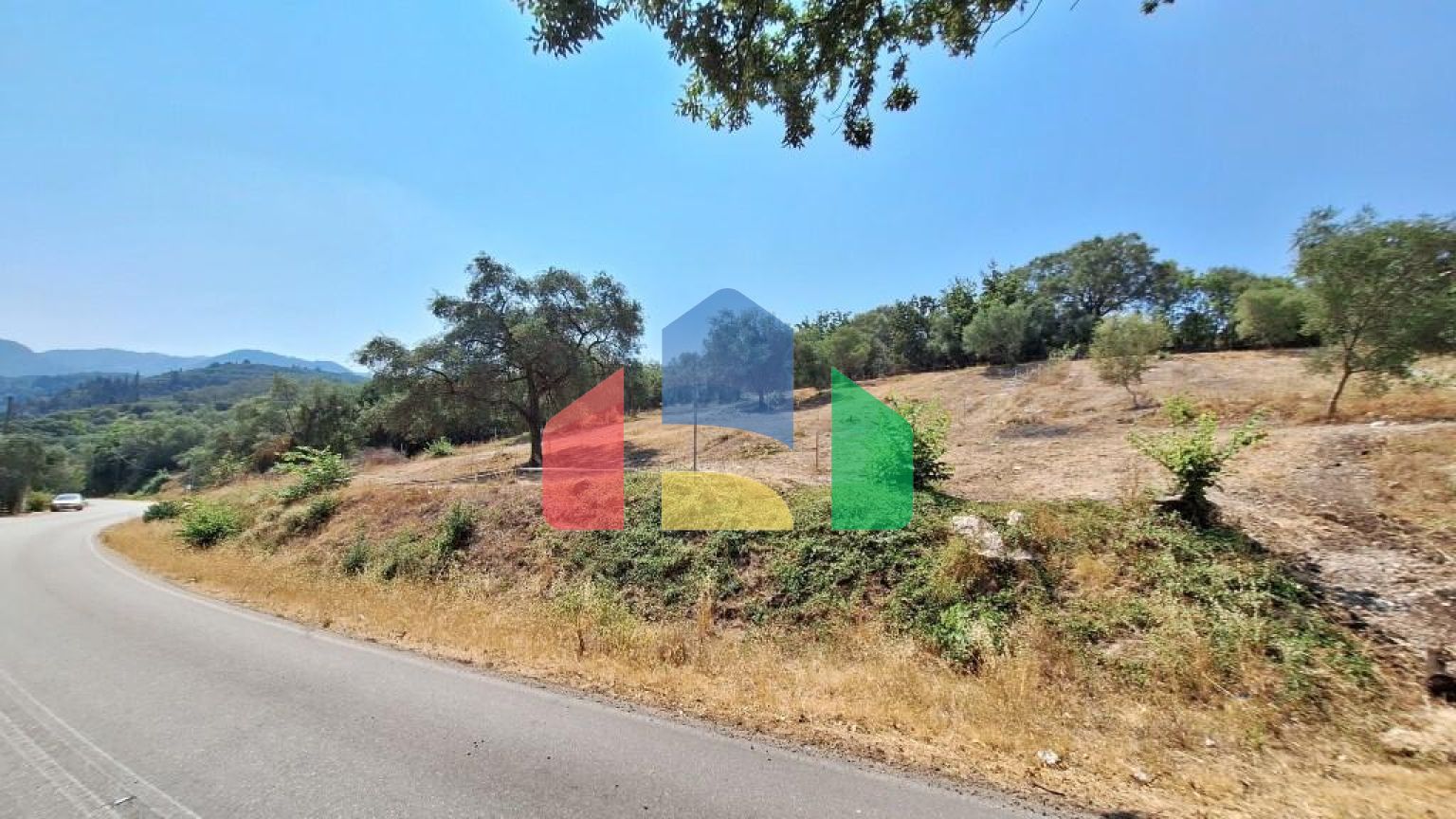 Продажа - Земельный участок 930 m² на о. Корфу