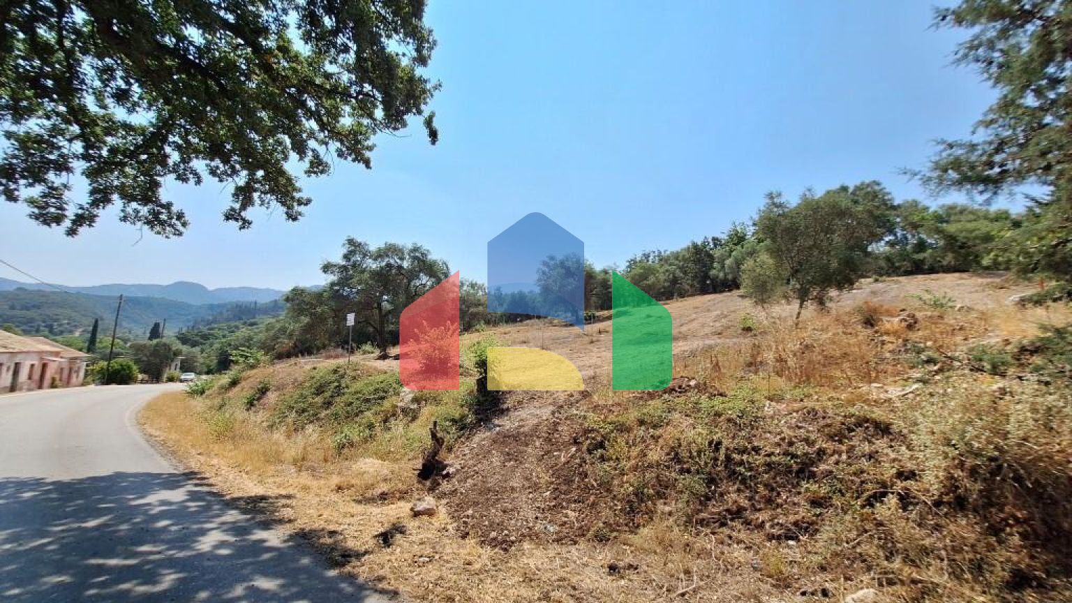 Продажа - Земельный участок 930 m² на о. Корфу