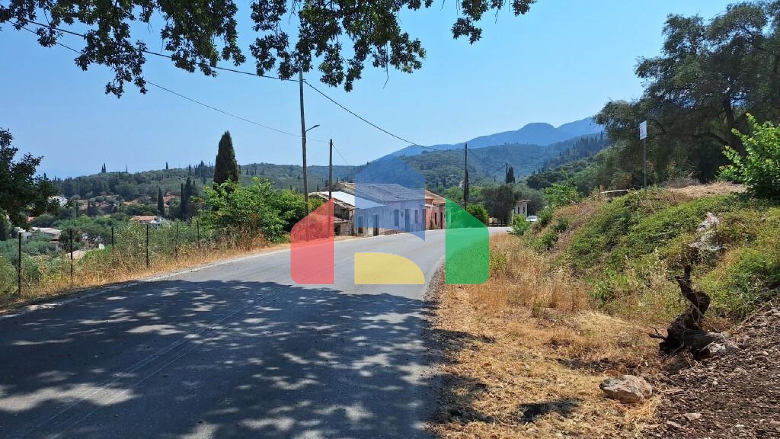 Продажа - Земельный участок 930 m² на о. Корфу