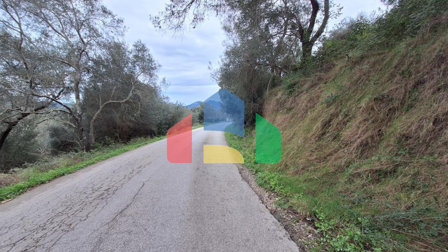 Продажа - Земельный участок 5000 m² на о. Корфу