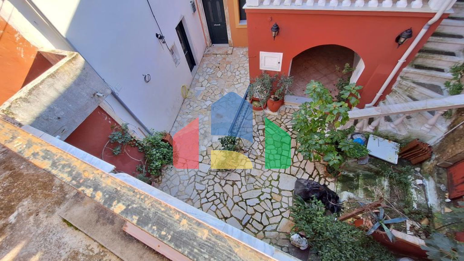 Продаж - Таунхаус 101 m² на о. Корфу