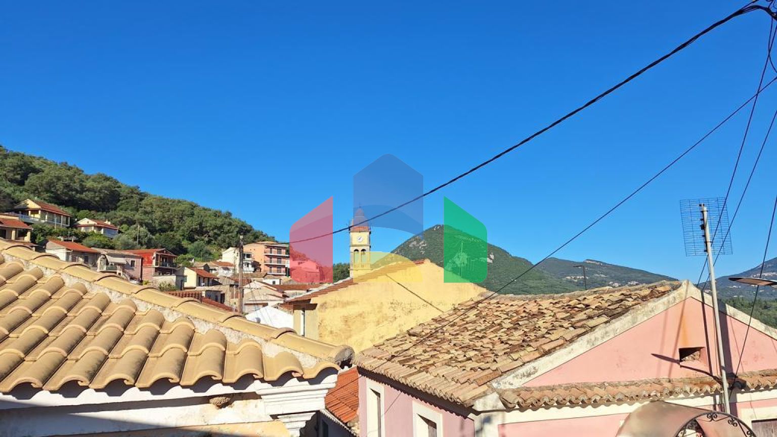 Продаж - Таунхаус 101 m² на о. Корфу