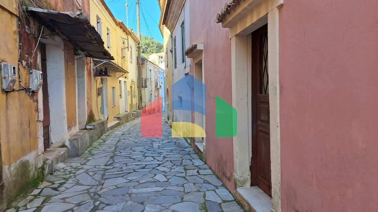 Продаж - Таунхаус 101 m² на о. Корфу