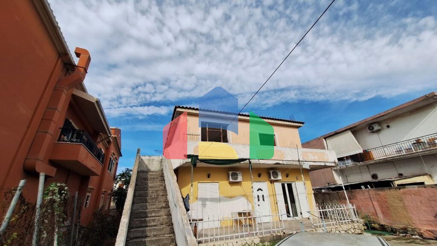 Продаж - Квартира 211 m² на о. Корфу