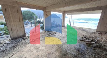 Продаж - Будівля 120 m² на о. Корфу