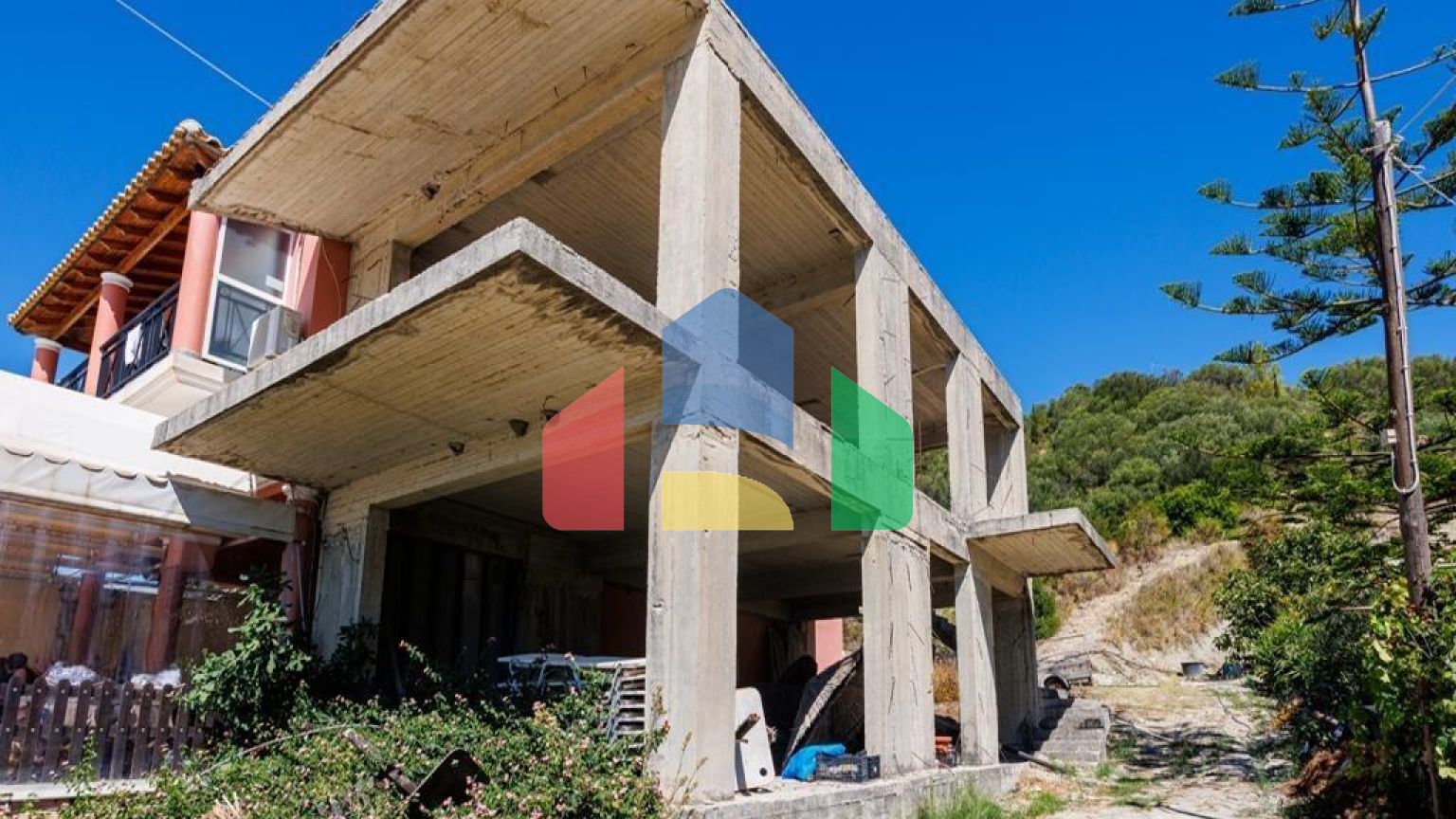 Продаж - Будівля 120 m² на о. Корфу