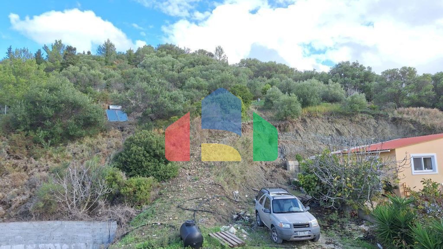 Продаж - Будівля 120 m² на о. Корфу