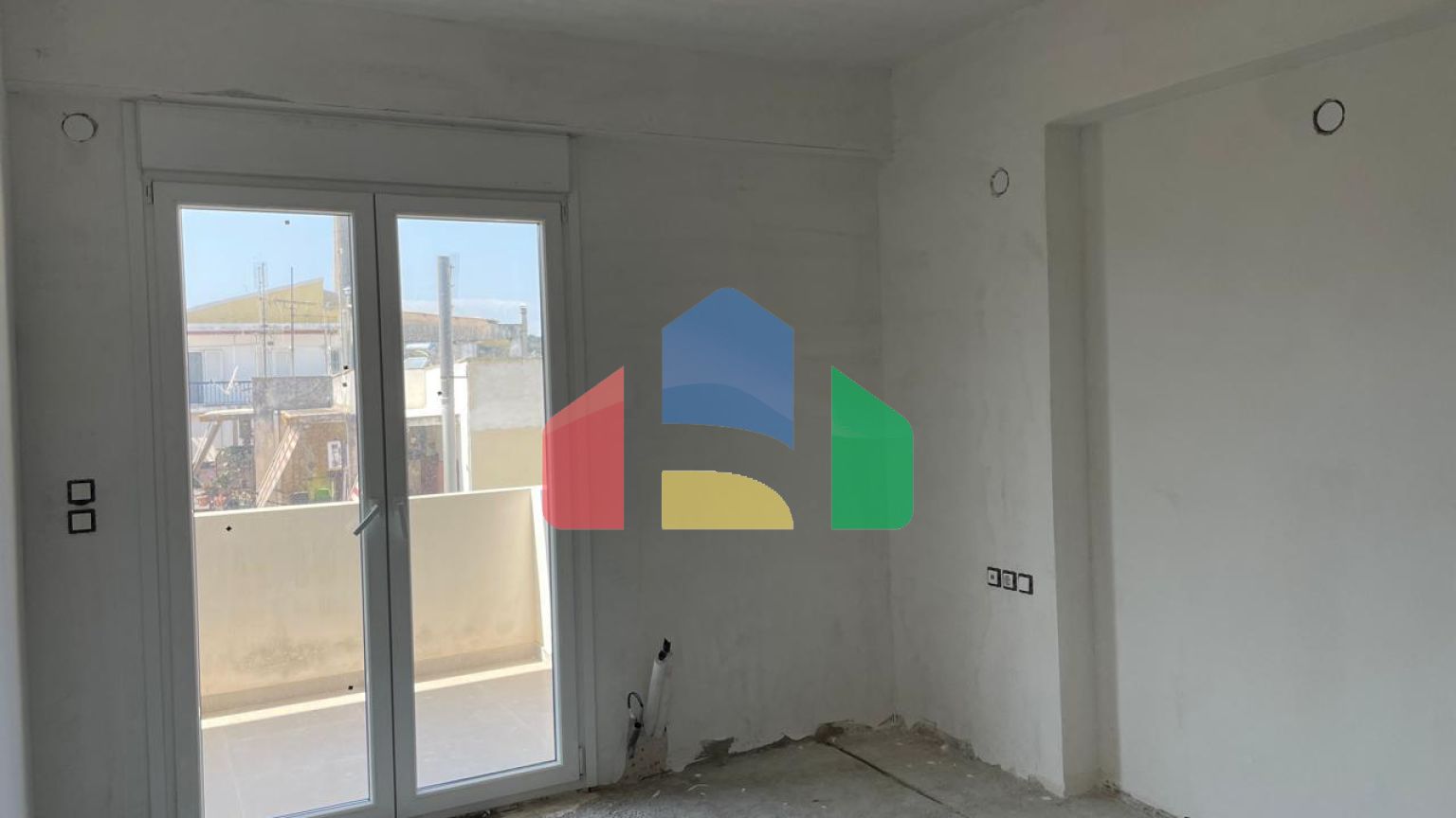 Продаж - Квартира 86 m² на о. Корфу