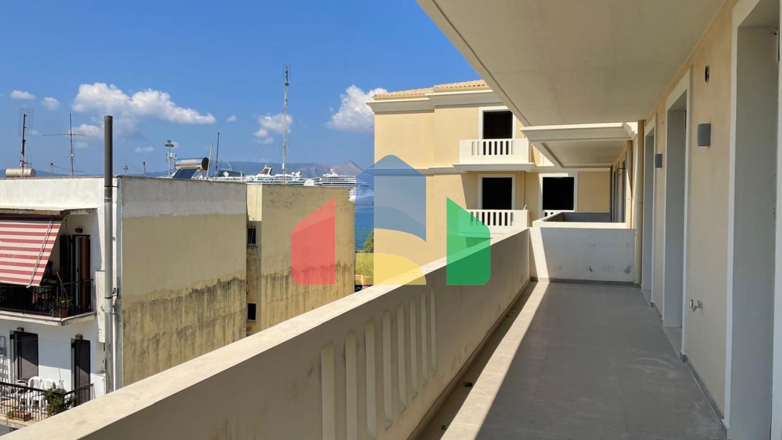 Продаж - Квартира 86 m² на о. Корфу