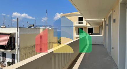 Продаж - Квартира 86 m² на о. Корфу