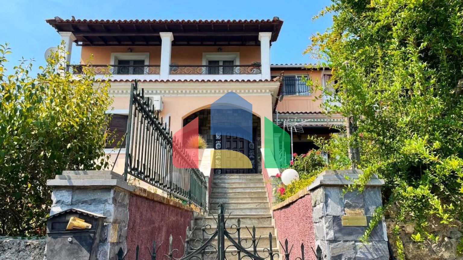 Продаж - Квартира 154 m² на о. Корфу