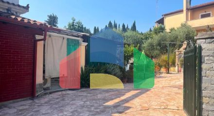 Продаж - Квартира 154 m² на о. Корфу