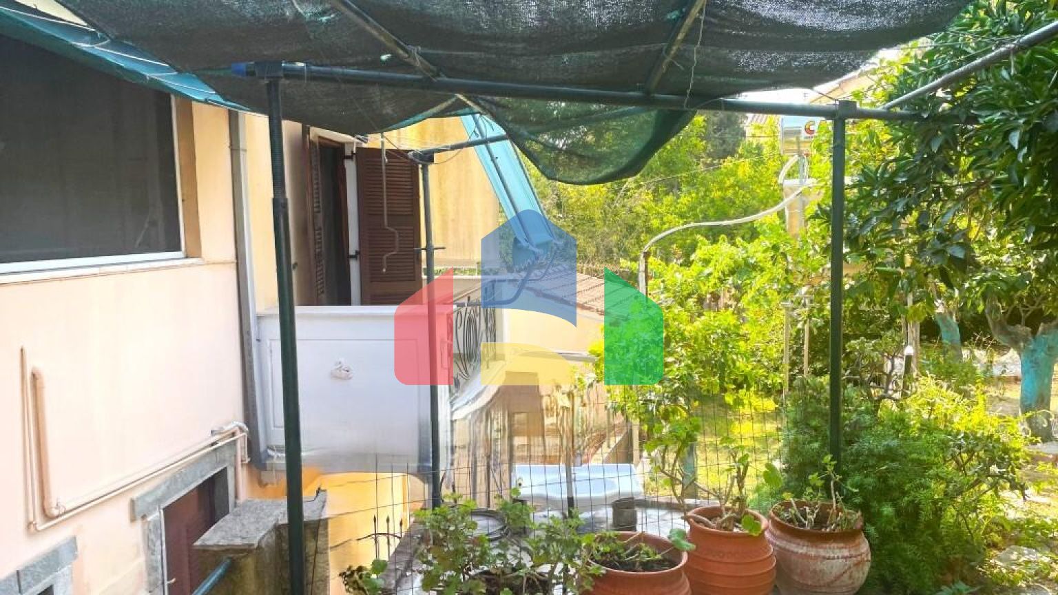 Продаж - Квартира 154 m² на о. Корфу