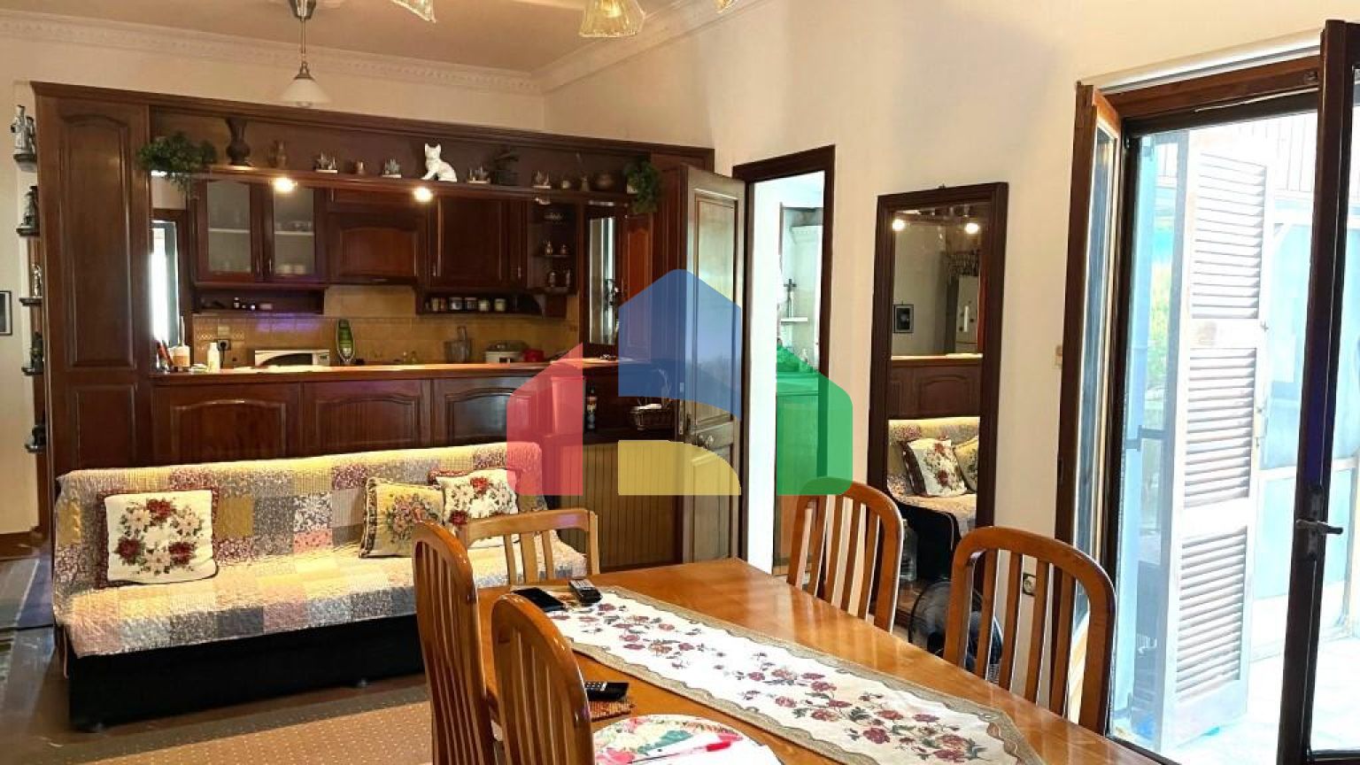 Продаж - Квартира 154 m² на о. Корфу