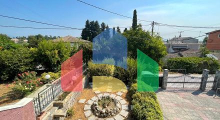 Продаж - Квартира 154 m² на о. Корфу