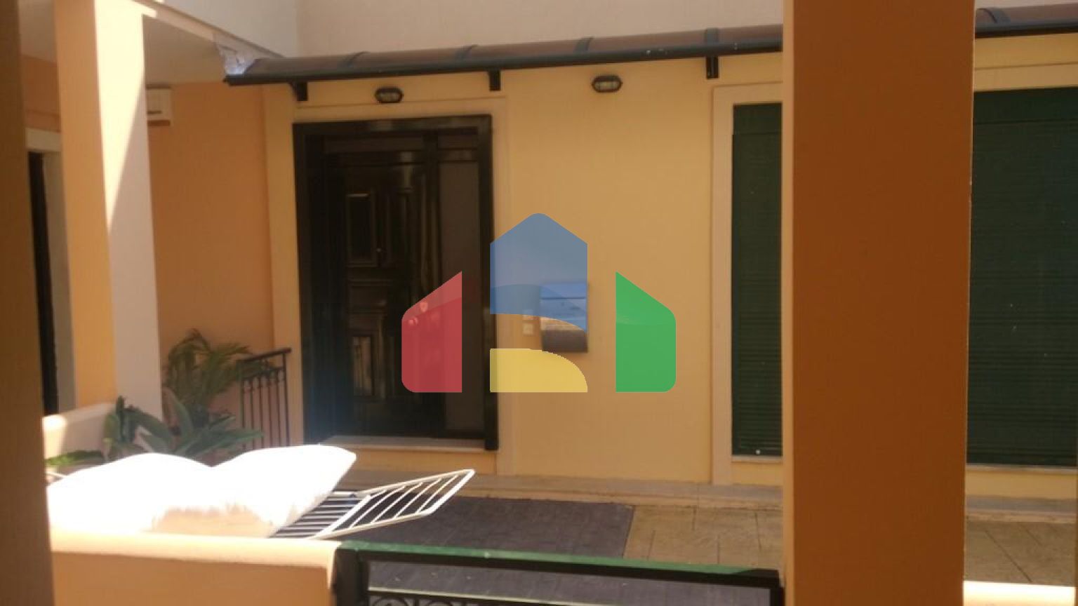 Продаж - Квартира 60 m² на о. Корфу