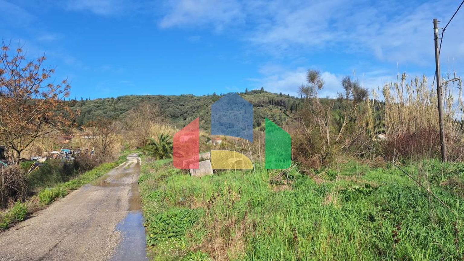 Продажа - Коттедж 185 m² на о. Корфу