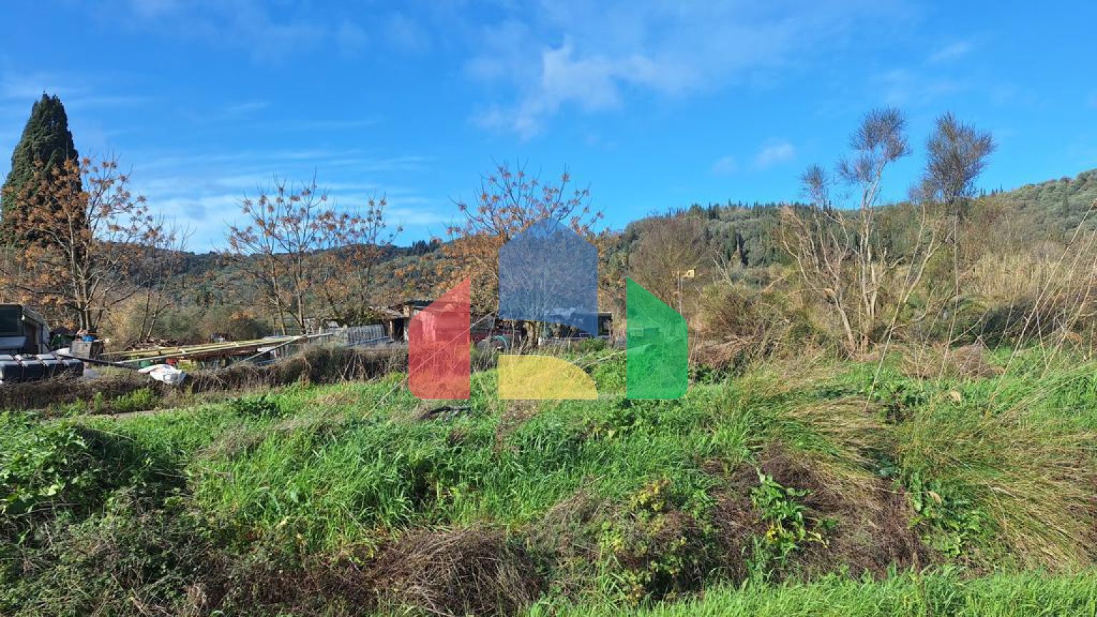 Продажа - Коттедж 185 m² на о. Корфу