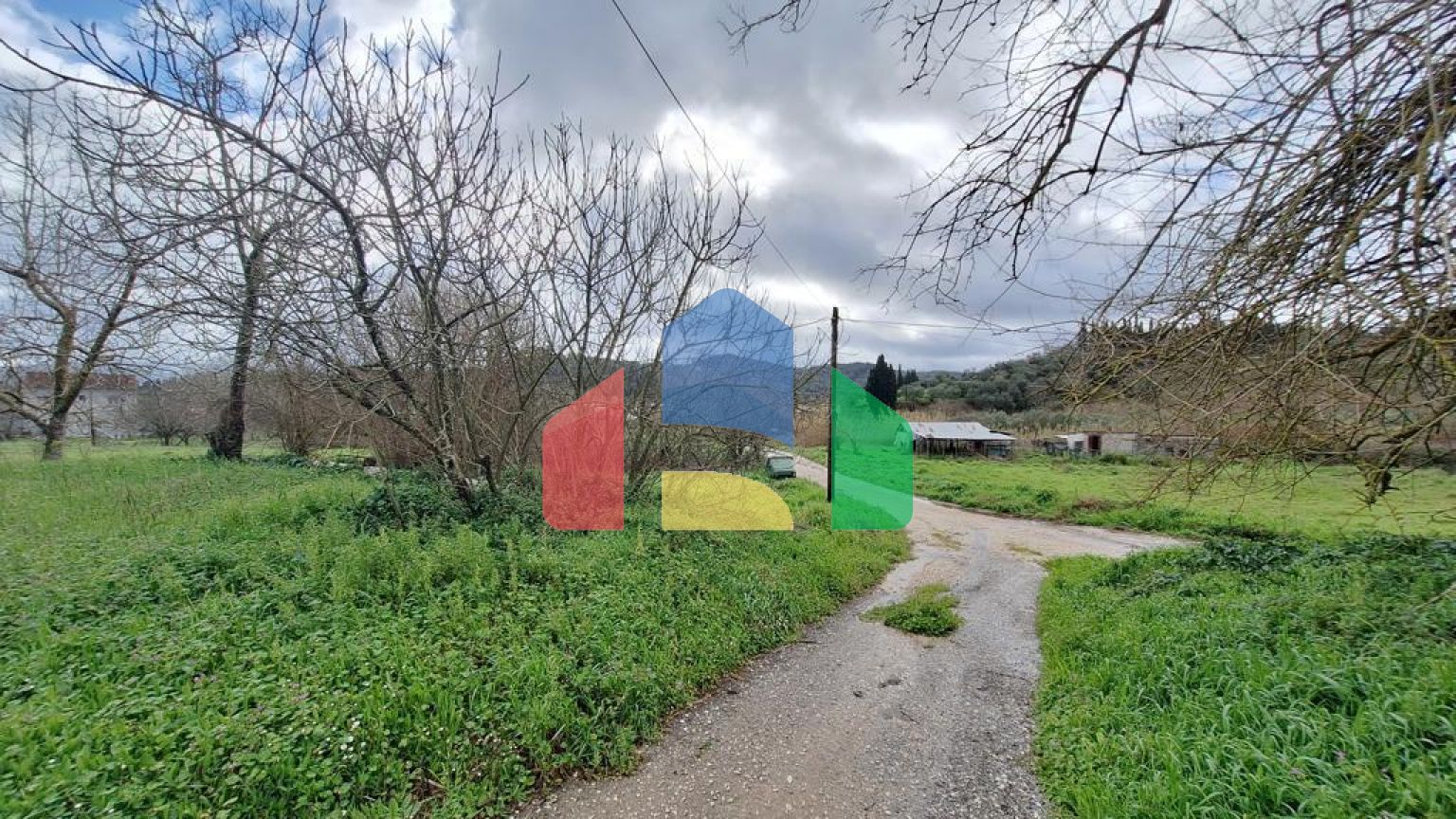 Продажа - Коттедж 185 m² на о. Корфу