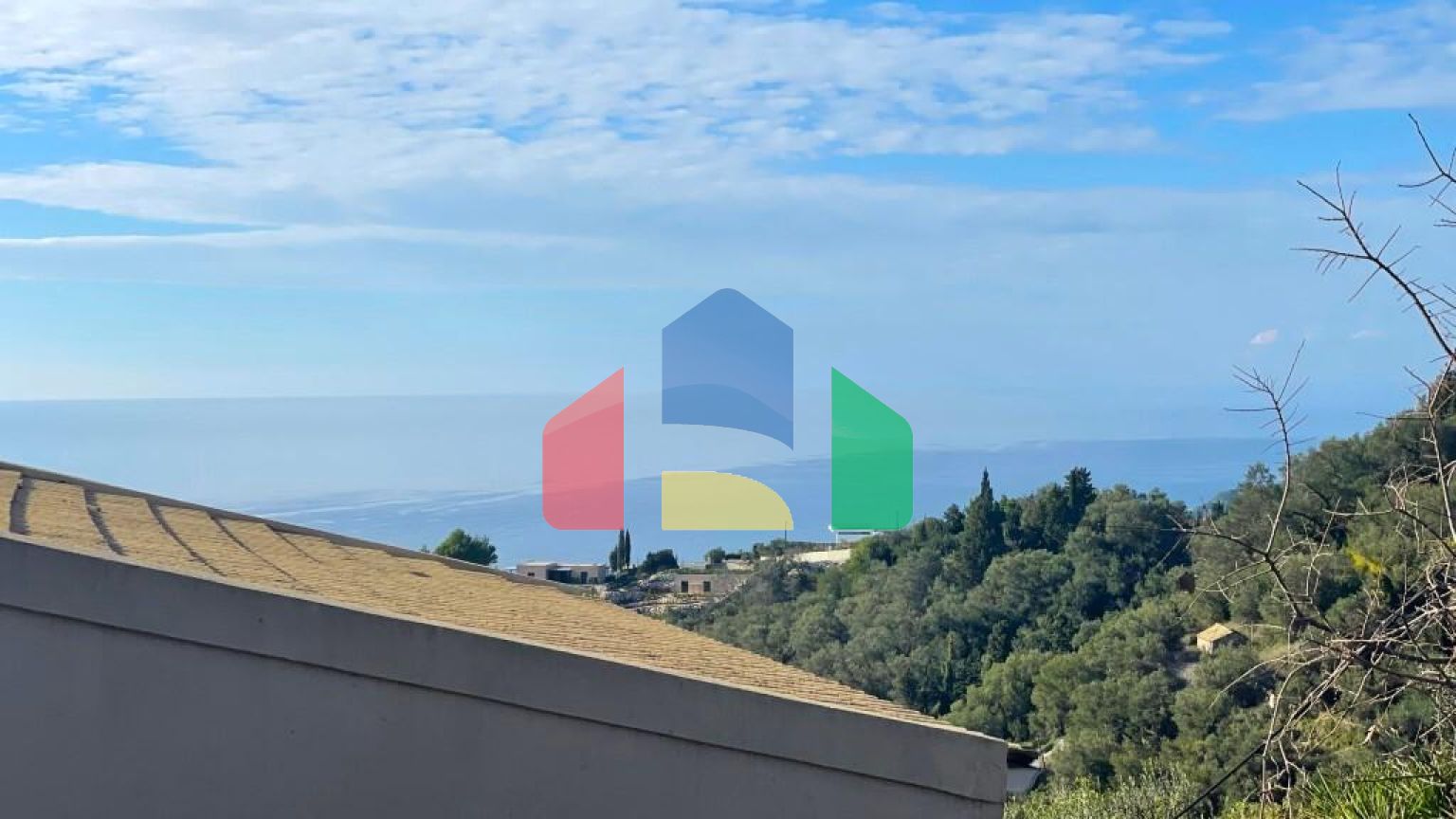 Продажа - Коттедж 95 m² на о. Корфу