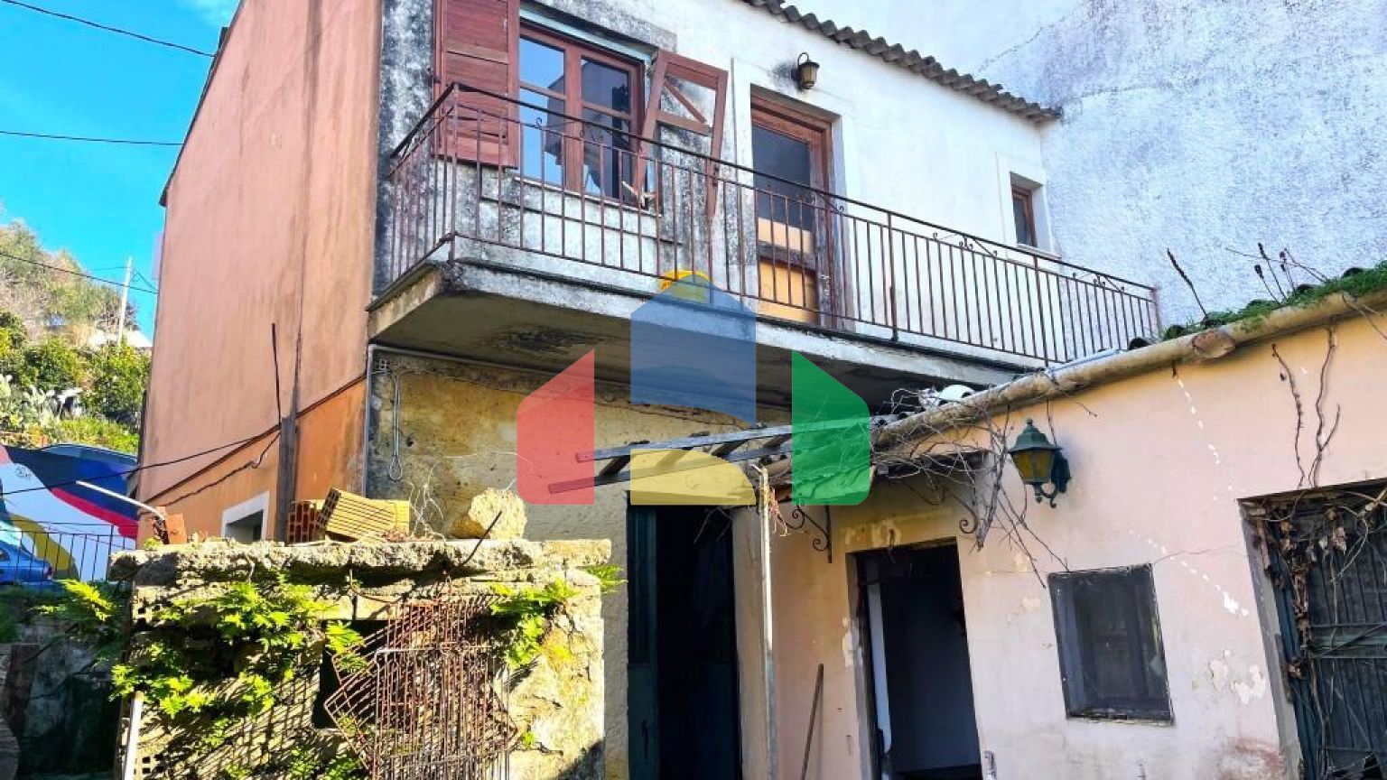 Продажа - Коттедж 95 m² на о. Корфу