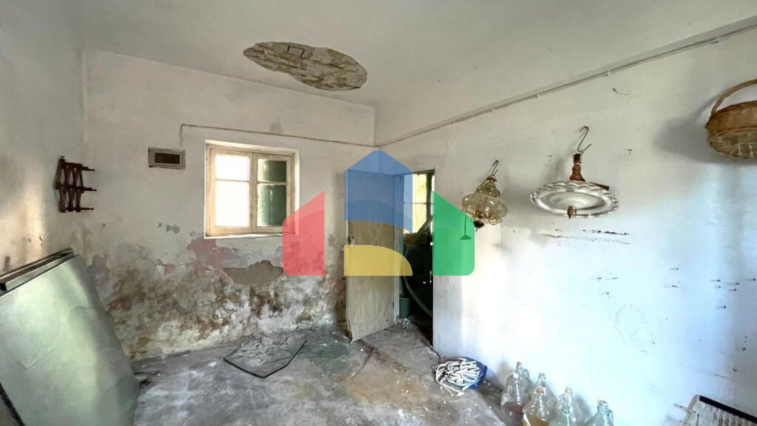 Продажа - Коттедж 95 m² на о. Корфу