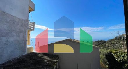 Продажа - Коттедж 95 m² на о. Корфу