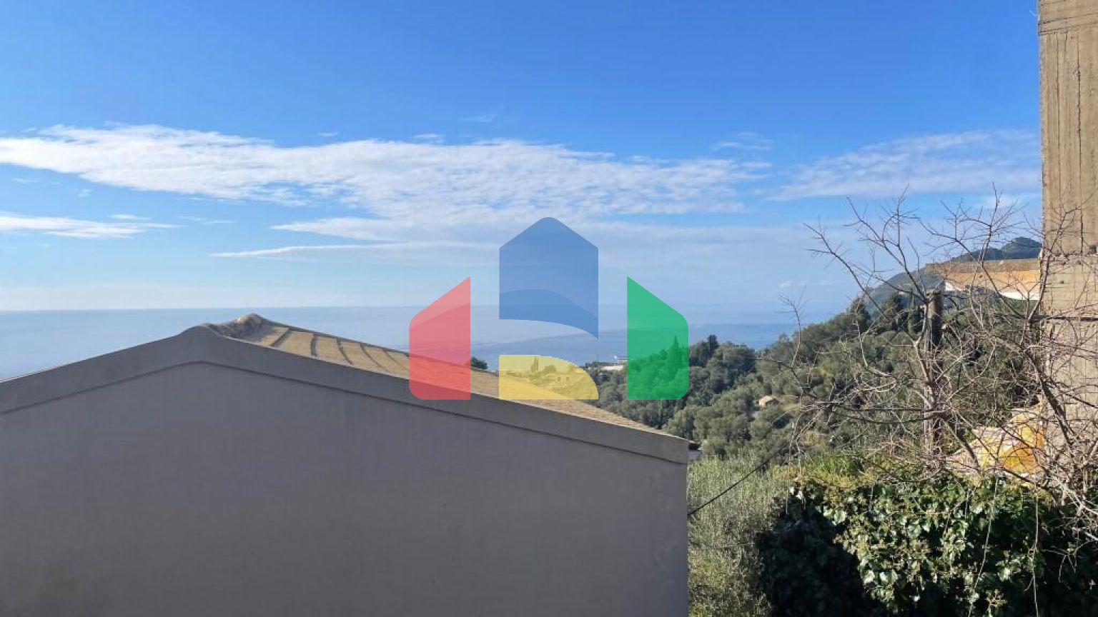 Продажа - Коттедж 95 m² на о. Корфу