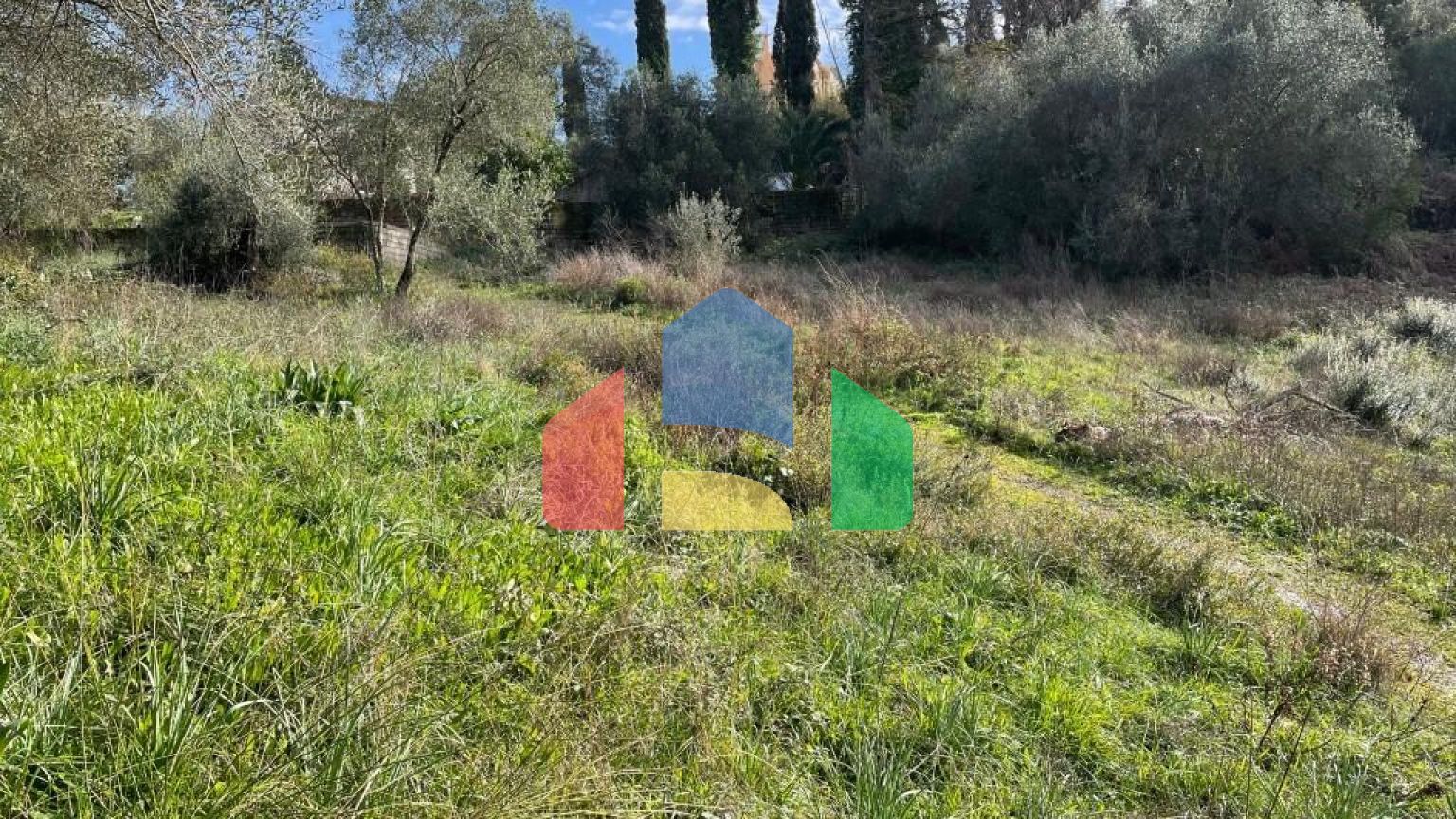 Продажа - Земельный участок 7754 m² на о. Корфу