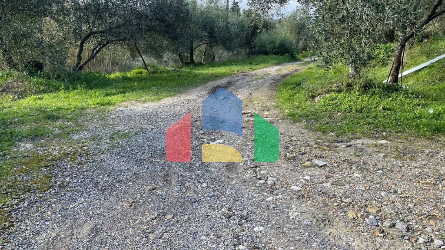 Продажа - Земельный участок 7754 m² на о. Корфу