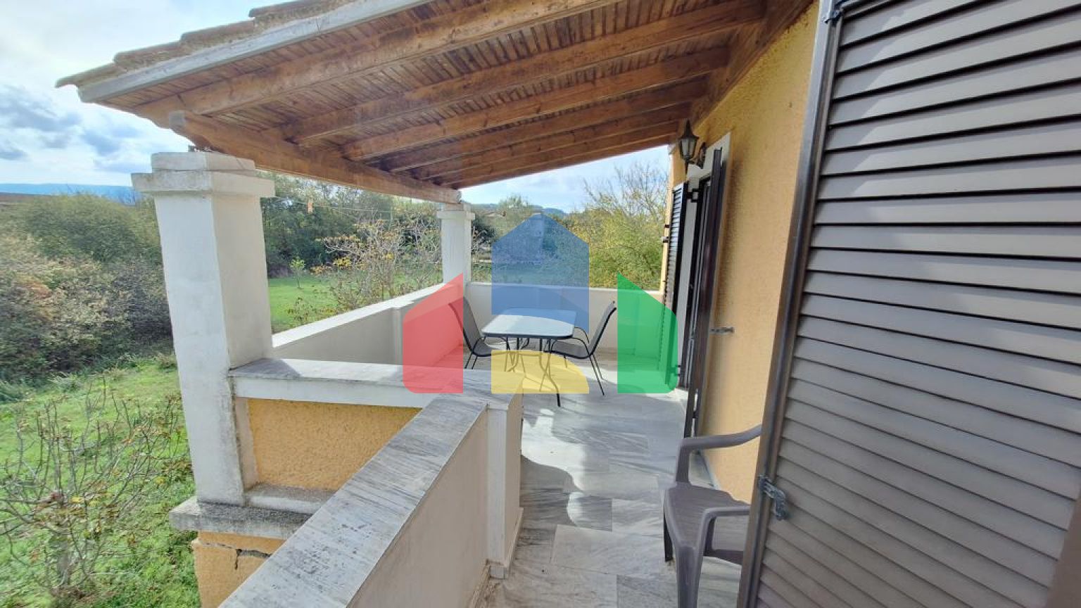 Продаж - Комплекс 250 m² на о. Корфу