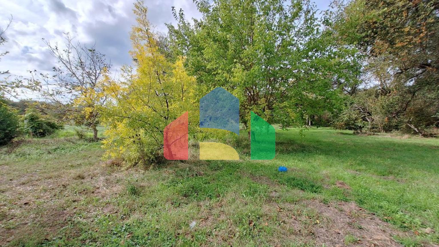 Продаж - Комплекс 250 m² на о. Корфу