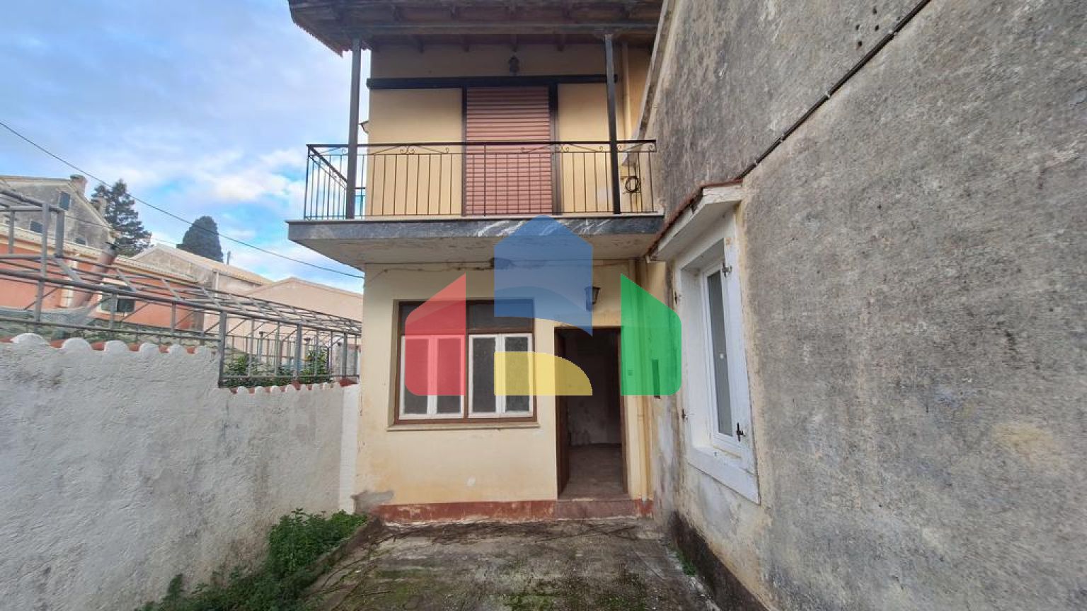 Продаж - Таунхаус 85 m² на о. Корфу