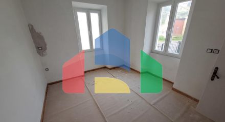 Продаж - Таунхаус 85 m² на о. Корфу