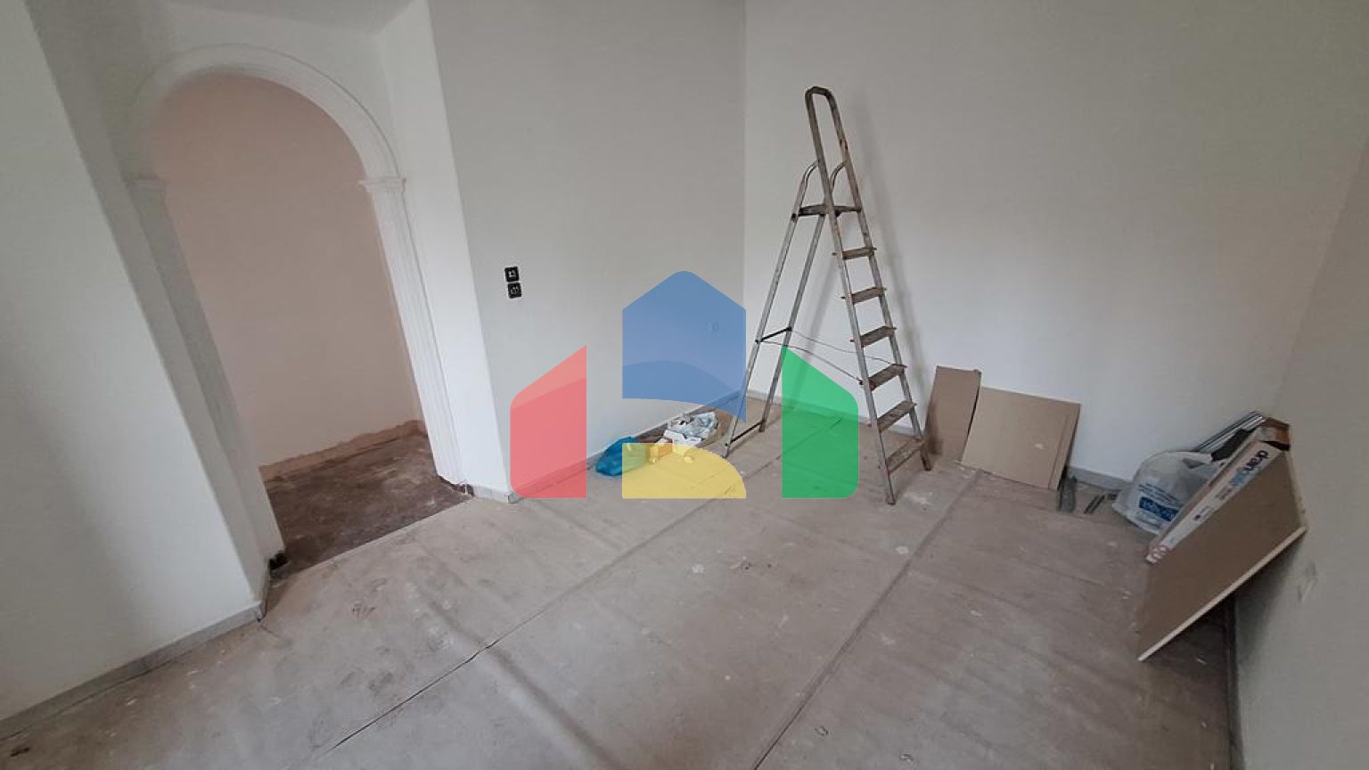 Продаж - Таунхаус 85 m² на о. Корфу