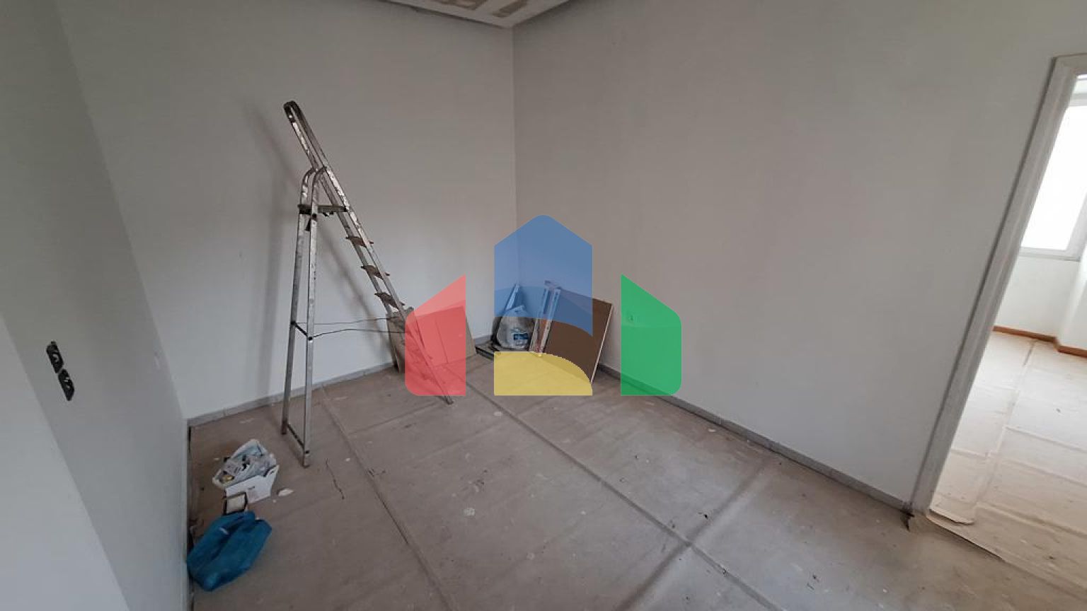 Продаж - Таунхаус 85 m² на о. Корфу